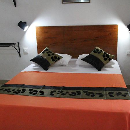 Dambulu Oya Family Park Hotell Dambulla Rom bilde
